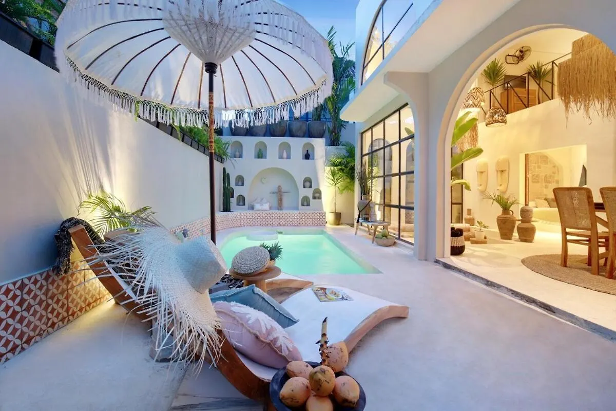 Casa Jondal 1 Bedroom Kerobokan Seminyak