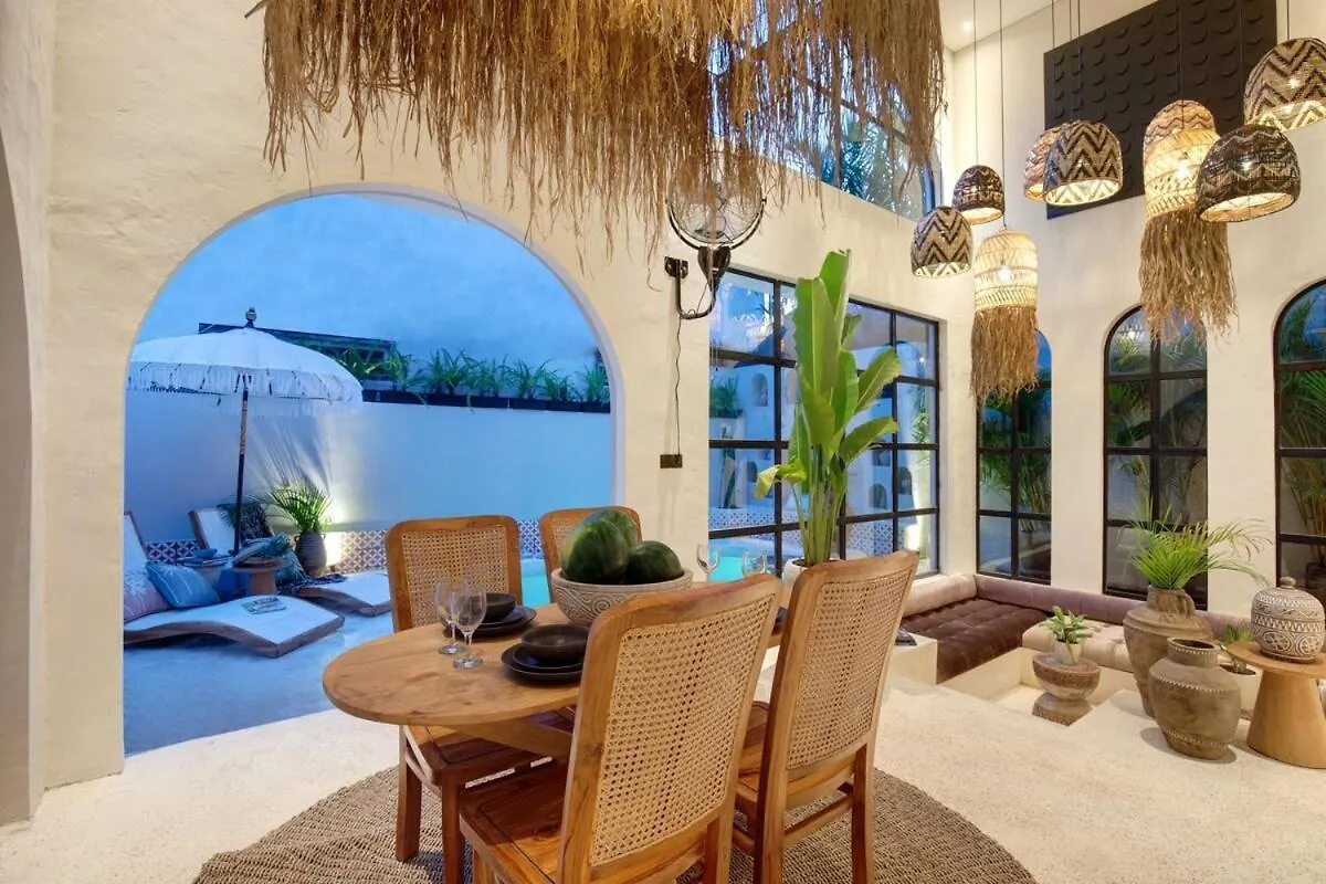 Willa Casa Jondal 1 Bedroom Kerobokan Seminyak